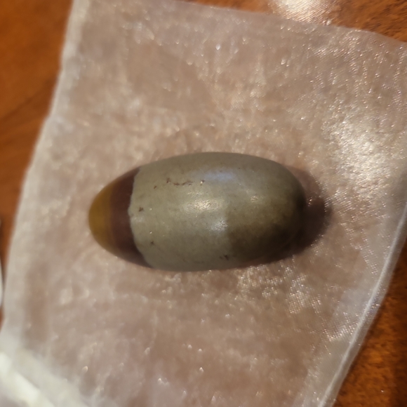 Stone Fertility Egg - Picture 3 of 3